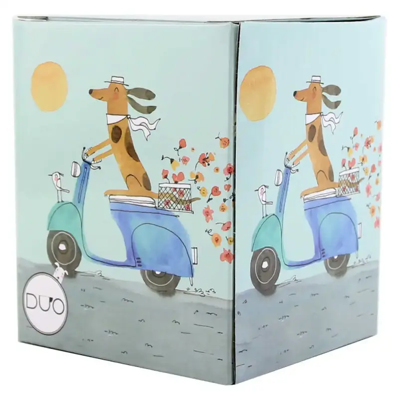 Cana portelan cu infuzor metalic si capac 360 ml „dogs world, on scooter”, in cutie decorativa